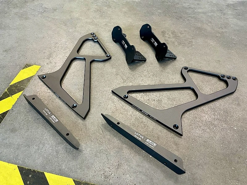 JUBU 8-way adjustable uprights + brackets for OEM CUP wing all Exige S3 with OEM Lotus CUP wingblade