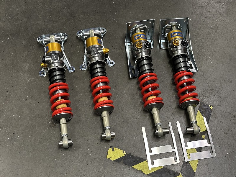 Öhlins TTX dampers Lotus Emira