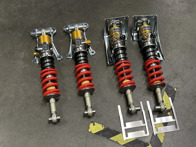 Öhlins TTX dampers Lotus Emira