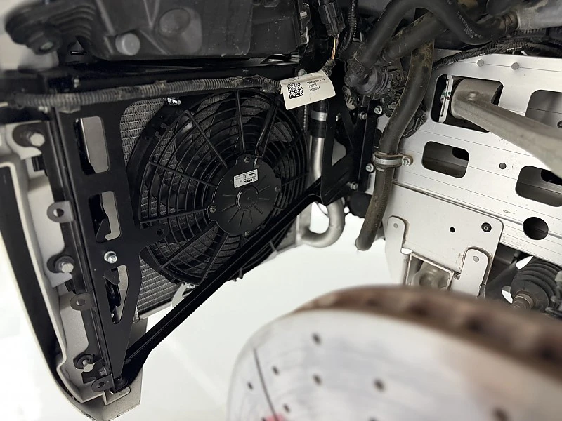Kühler upgrade Lotus Emira JUBU Performance