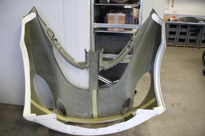 Ultraleichte Carbon/Kevlar Frontclam Exige S2